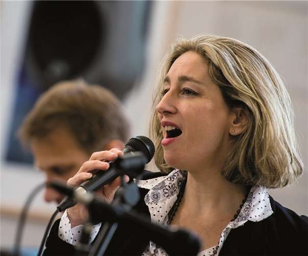 Mit großer Stimme für die Lionshilfe 