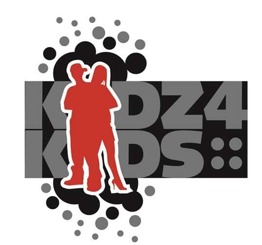 Kinder schreiben eine Geschichte 