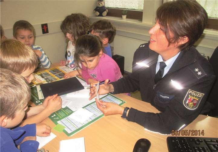 Polizisten müssen nicht nur Diebe fangen 