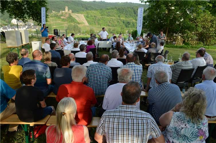 Beschlüsse vor traumhafter Kulisse Beschlüsse vor traumhafter Kulisse