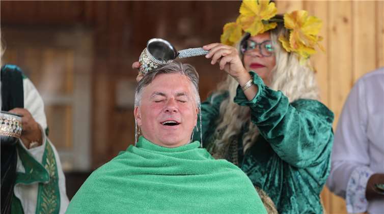 Auszeichnungen für die schönsten Fußgruppen und Festwagen in Koblenz vergeben 