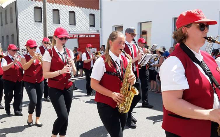 Die Stadt Bad Ems in Annweiler vertreten 