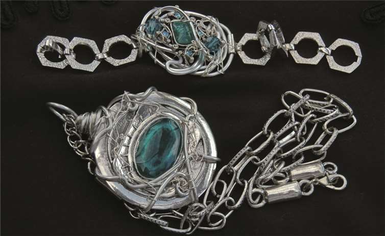 Kunsthandwerkermarkt an Fronleichnam rund um die Pfarrkirche Vallendar 