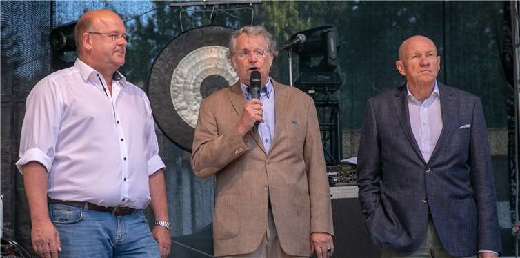 „Queen Kings“ boten üppige musikalische Hauptspeise mit schmackhaften Beilagen 