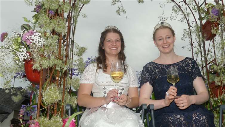 Festumzug, Brillantfeuerwerk und Musikunterhaltung war angesagt 