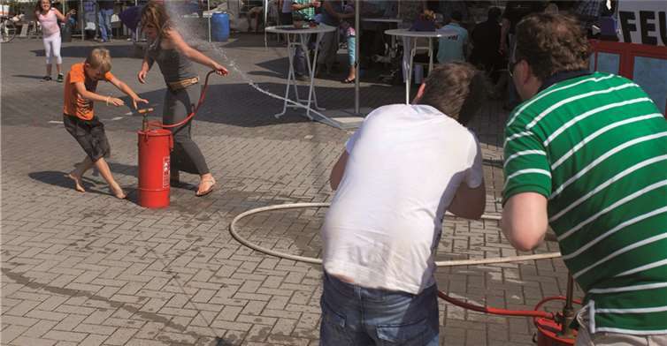 Buntes Programm für Jung und Alt