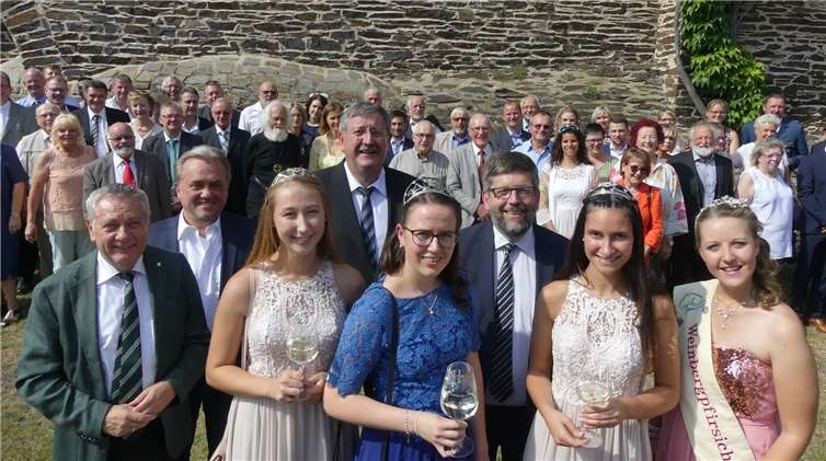 Ralf Walter wurde mit dem Wappenteller geehrt 