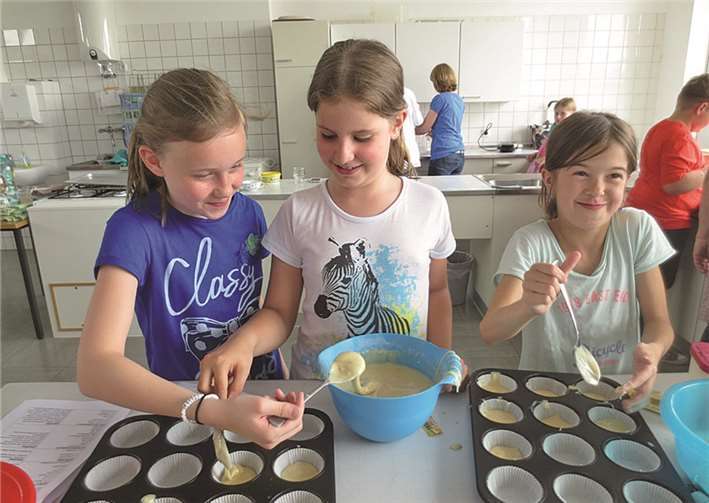 „Kinder backen amerikanisch“ begeisterte die kleinen Teilnehmer 