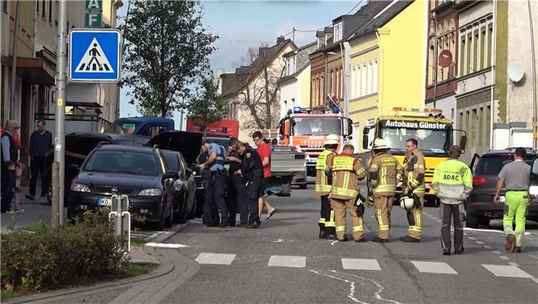 Neun Autos in Massen-Karambolage verwickelt 