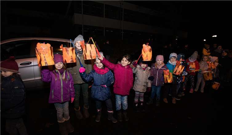 Kinder zogen durch den Ort 