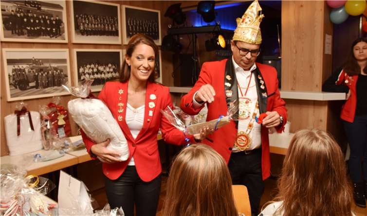 Ein Sessionsstart mit 100 Würstchen 