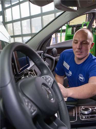 Christian Schneider ist Deutschlands bester Kfz-Mechatroniker 