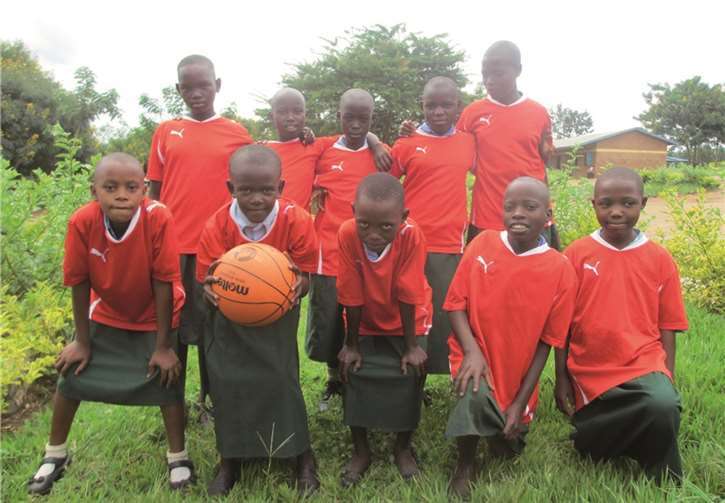 Kinder laufen für Kinder 