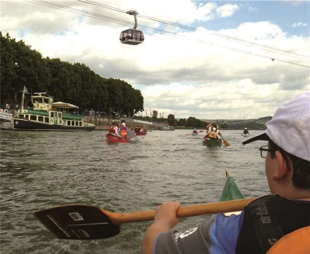 Paddeln ist ein familienfreundlicher Sport 