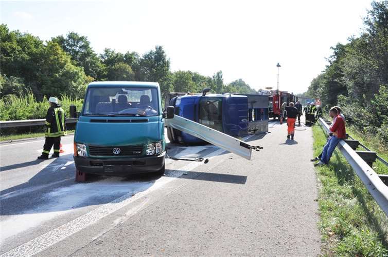 Transporter verunglückt 