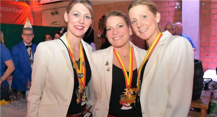 „Wellblechpalast“ platzte aus allen Nähten 