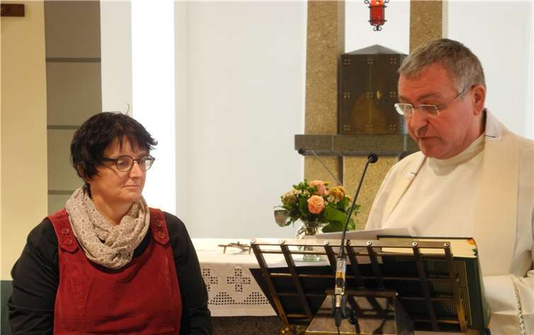 Pfarrer Marmann überreichte bischöfliche Urkunde 