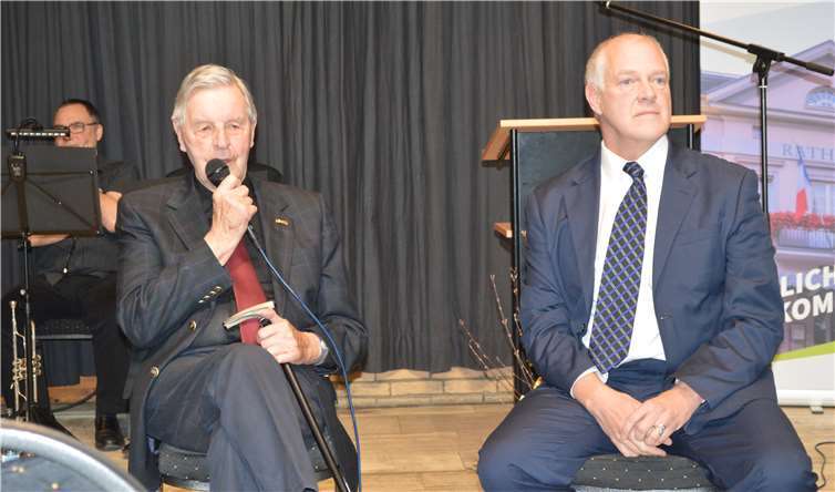 Erinnern, Mahnen und für Frieden, Freiheit und Gerechtigkeit stark machen 