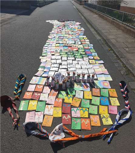 Osterüberraschung bereitet: „Pinsel-Post“ für Bewohner und Angestellte der Alten- und Pflegeheime 