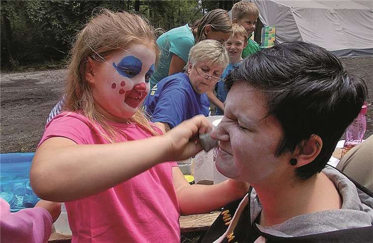 Bunte Stunden im Wald