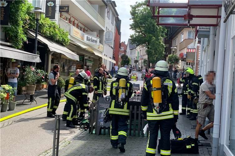 Brand von Wohn- und Geschäftshaus in Sinzig 