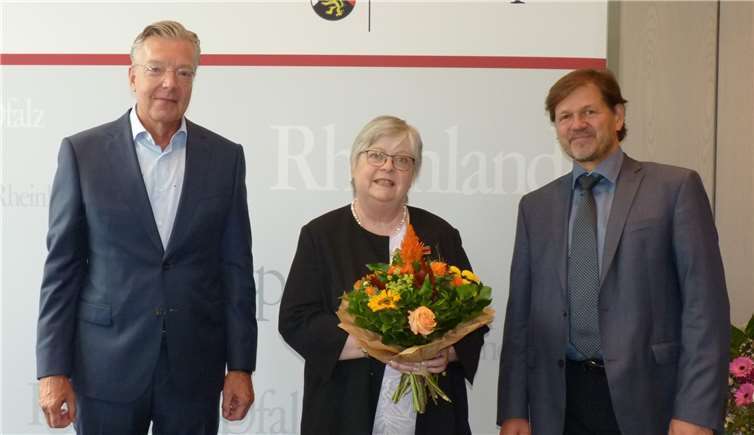 Professorin Dr. Wilma Funke erhielt verdiente Ehrung – Respekt! 