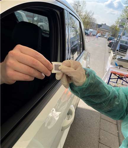 Coronatest Drive-In Bad Neuenahr-Ahrweiler hinter Bauhaus 
