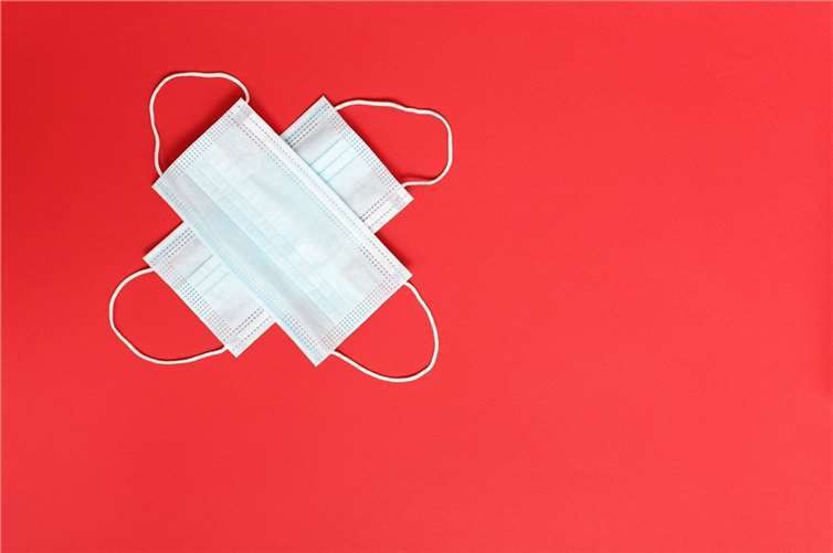 Kreis hebt Maskenpflicht im Freien auf