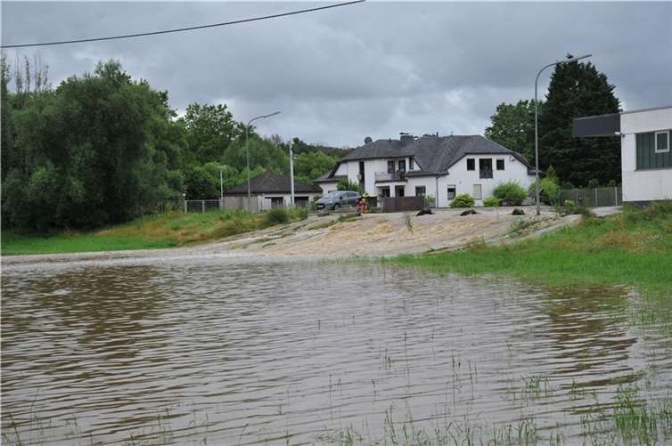 Nette wird reißender Strom 