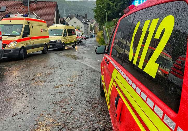 Im Einsatz: Malteser helfen im Katastrophengebiet Im Einsatz: Malteser helfen im Katastrophengebiet