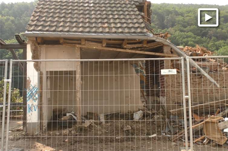 Walporzheim nach der Flut: Ein Rundgang mit Werner Schueller 