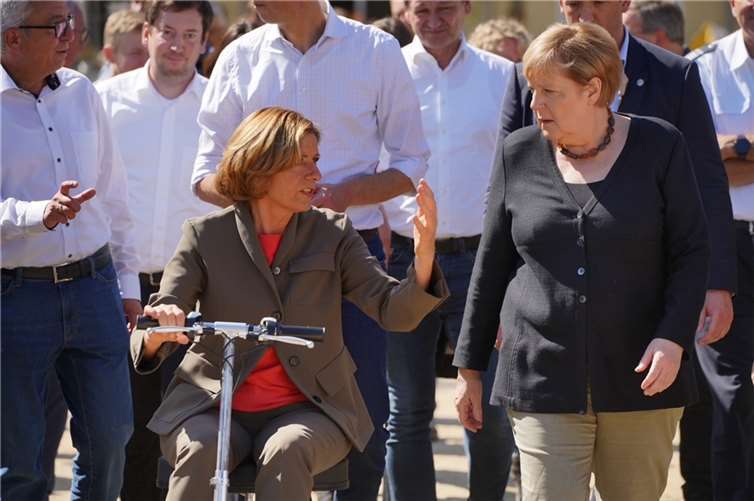 Angela Merkel besucht das Ahrtal 