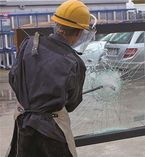 „Wir stellen nicht nur aus, wir stellen auch her!“ 