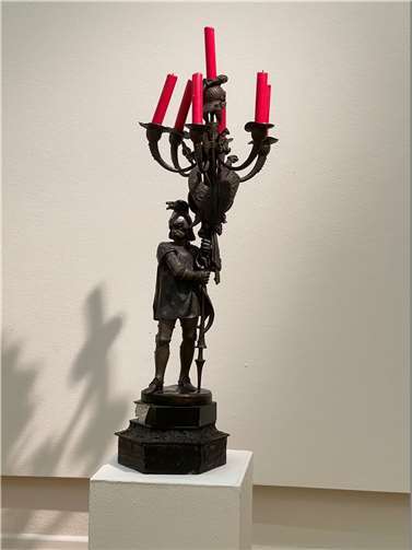 „Düsseldorfer“ zeigen „Verwandlungsmöbel“ 