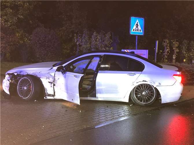 BMW-Frontalcrash in Leutesdorf: Junger Autofahrer unglaubhaft? 