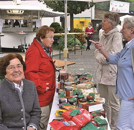 Fröhliches Miteinander bei echter „Wiesn-Atmosphäre“ 