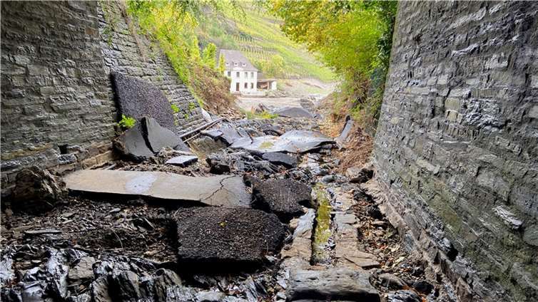 Drei Monate nach der Flut: So sieht die Strecke der Ahrtalbahn heute aus Drei Monate nach der Flut: So sieht die Strecke der Ahrtalbahn heute aus