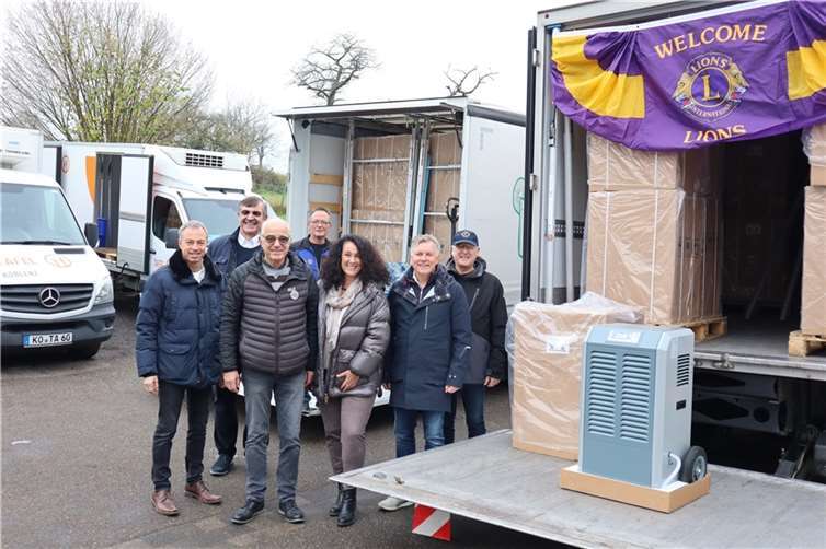 200 Bautrockner fürs Ahrtal: Beschaffung mit Hindernissen 200 Bautrockner fürs Ahrtal: Beschaffung mit Hindernissen