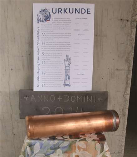 Grundsteinlegung und Segnung 