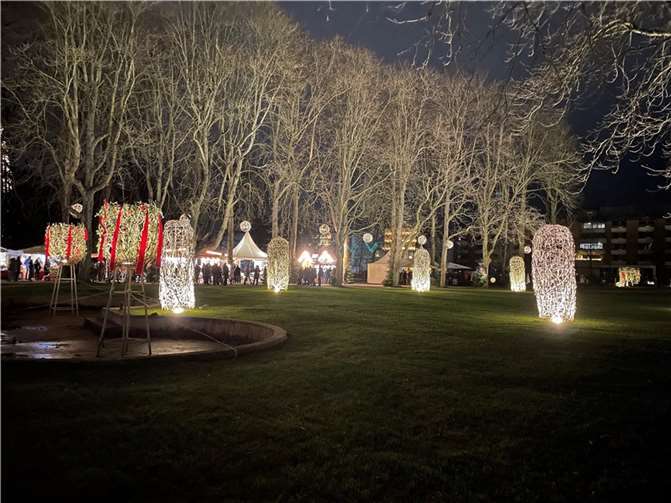 Uferlichter leuchten auch zwischen den Jahren 