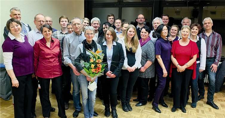 Im Tanzschritt über das Parkett