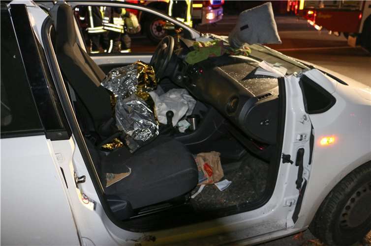 Sieben Verletzte nach Auffahrunfall 