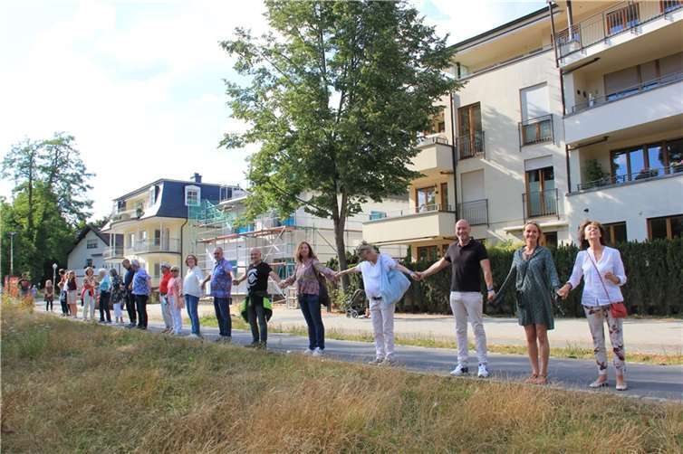 „Zusammenhalten, trotzig und stolz“ „Zusammenhalten, trotzig und stolz“