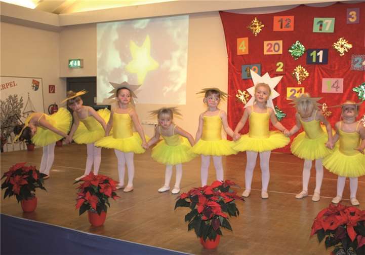 Bunter Adventskalender zum Jubiläum