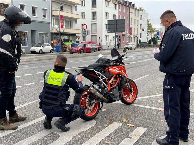 Polizeikontrollen für mehr Sicherheit von Radfahrern 