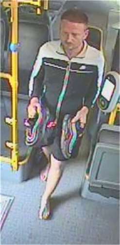 Foto-Fahndung: Unbekannter belästigte 13-jähriges Mädchen 