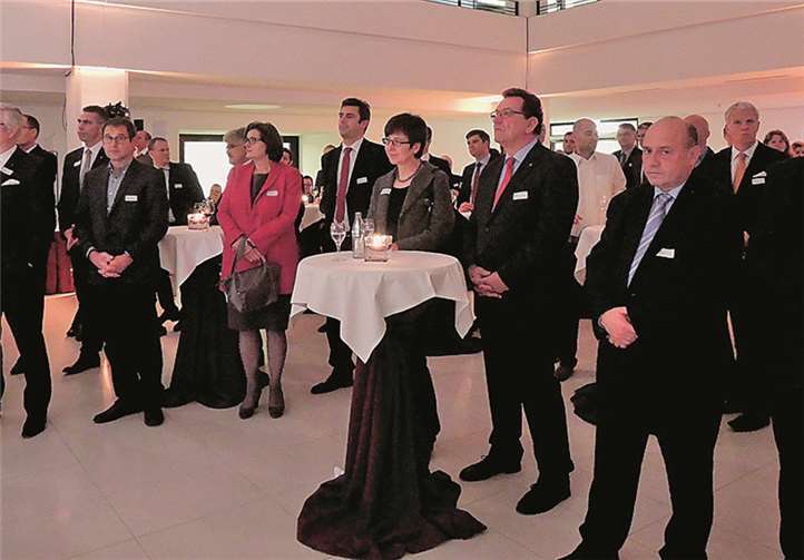 Aktiv ins Wirtschaftsleben einbringen 