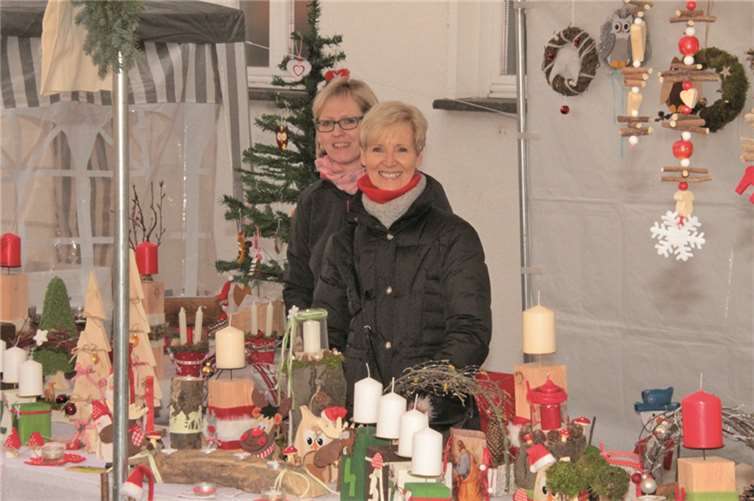 Kunsthandwerk und Glühweinduft 