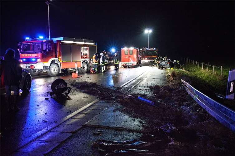 3 Schwerverletzte bei Crash in der Nähe von Rheinbach 