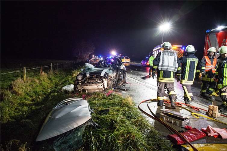 3 Schwerverletzte bei Crash in der Nähe von Rheinbach 